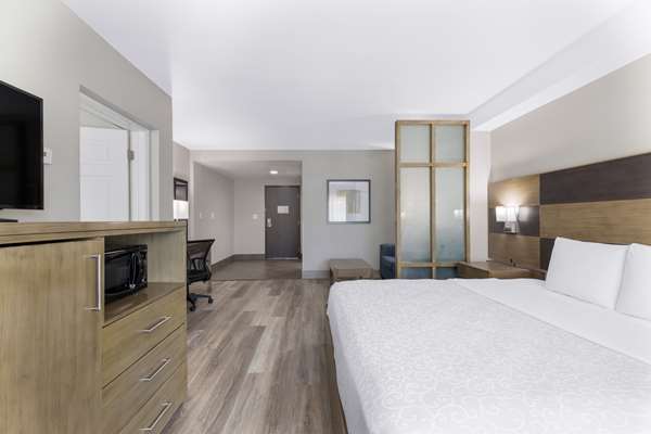 Suite - Best Western Plus Downtown San Antonio - I-35, Exit 159A