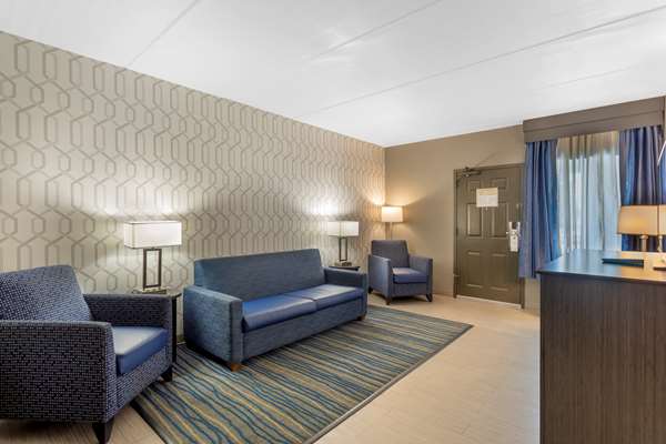  - Best Western Plus Bowling Green Hotel - I-65, Exit 22