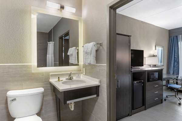  - Best Western Plus Bowling Green Hotel - I-65, Exit 22