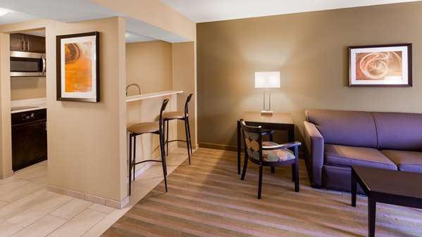  - Best Western Plus Thornburg Inn & Suites - I-95, Exit 118