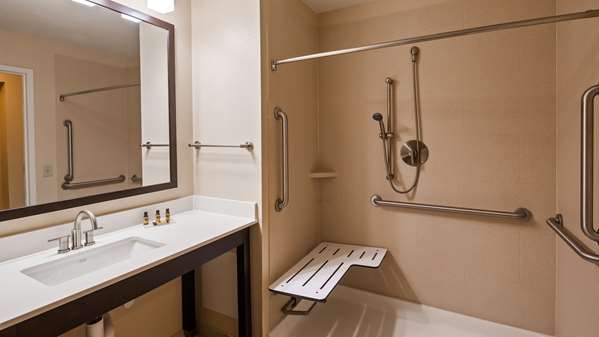  - Best Western Plus Thornburg Inn & Suites - I-95, Exit 118