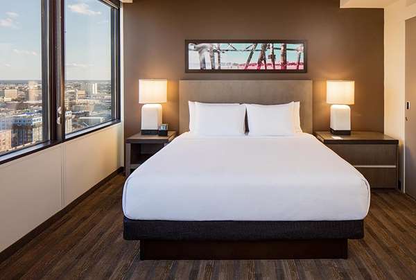 Suite - Hyatt House Hotel New Orleans - I-10, Exit 234B & 235B