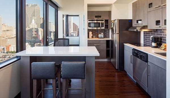 Suite - Hyatt House Hotel New Orleans - I-10, Exit 234B & 235B