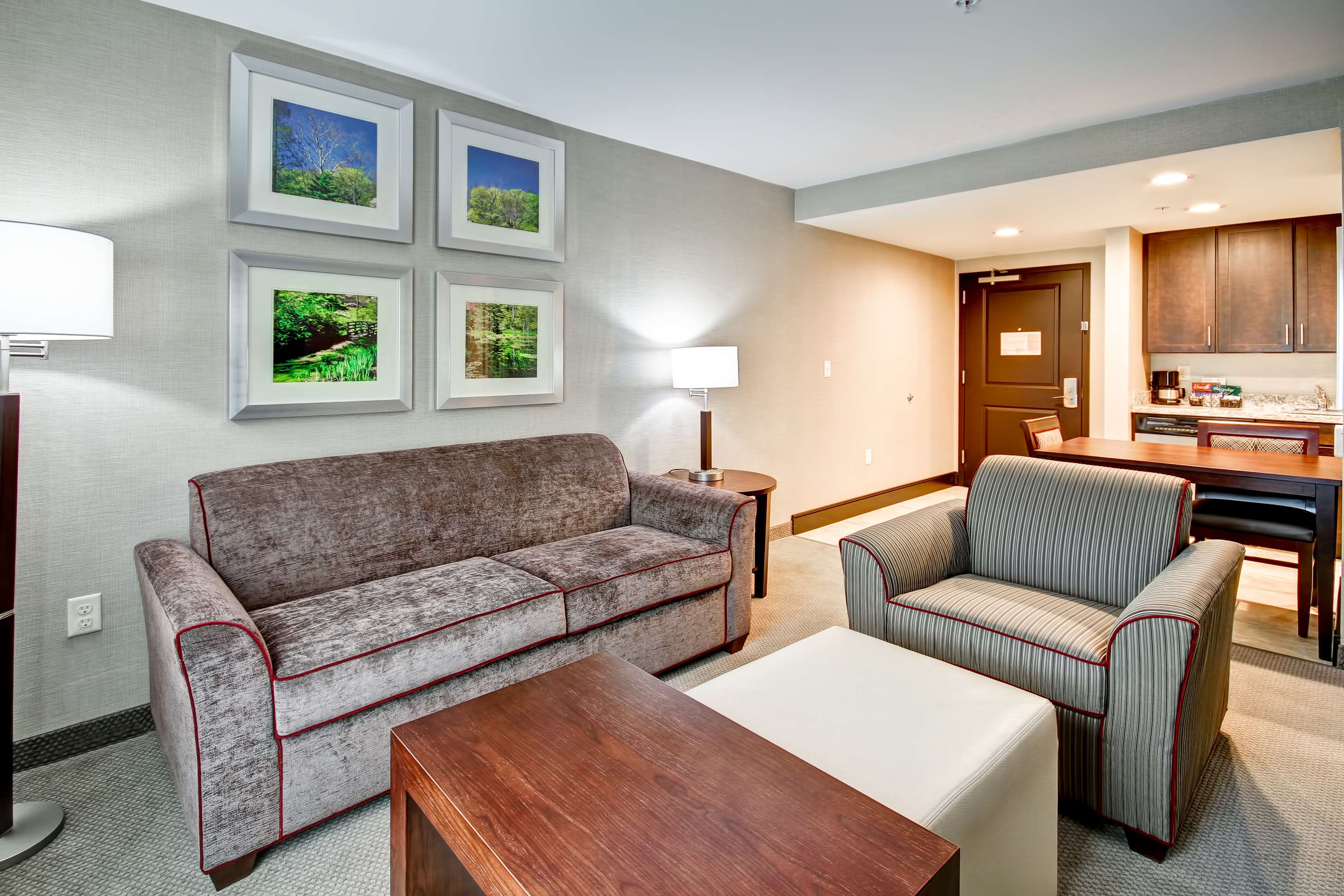 Guest room