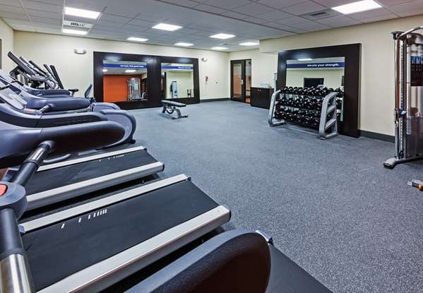 Fitness/ Exercise Room - Hampton Inn & Suites Georgetown