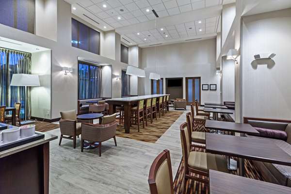 Restaurant - Hampton Inn & Suites Georgetown
