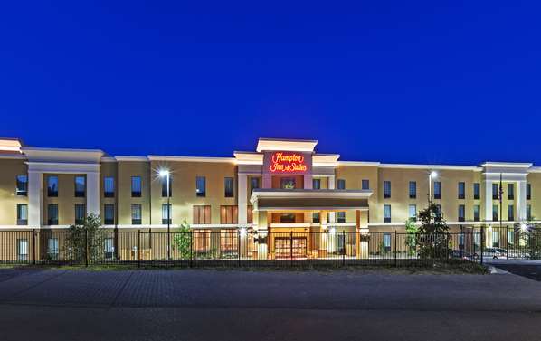 Exterior view - Hampton Inn & Suites Georgetown