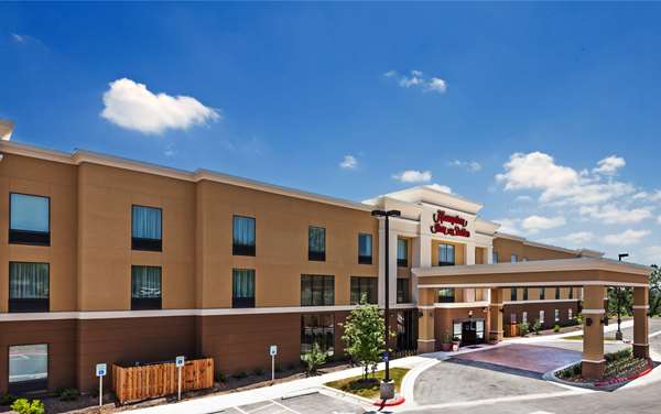 Exterior view - Hampton Inn & Suites Georgetown