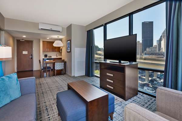  - Homewood Suites by Hilton Downtown Pittsburgh