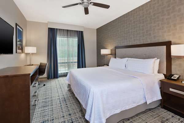  - Homewood Suites by Hilton Downtown Pittsburgh