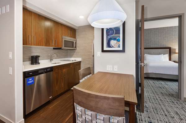  - Homewood Suites by Hilton Downtown Pittsburgh