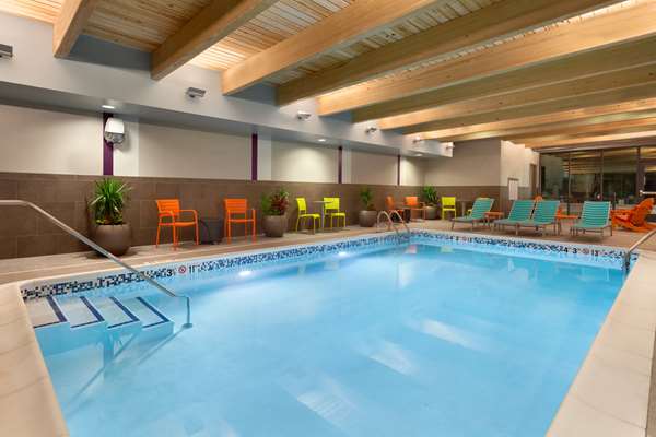 Pool - Home2 Suites by Hilton Champaign