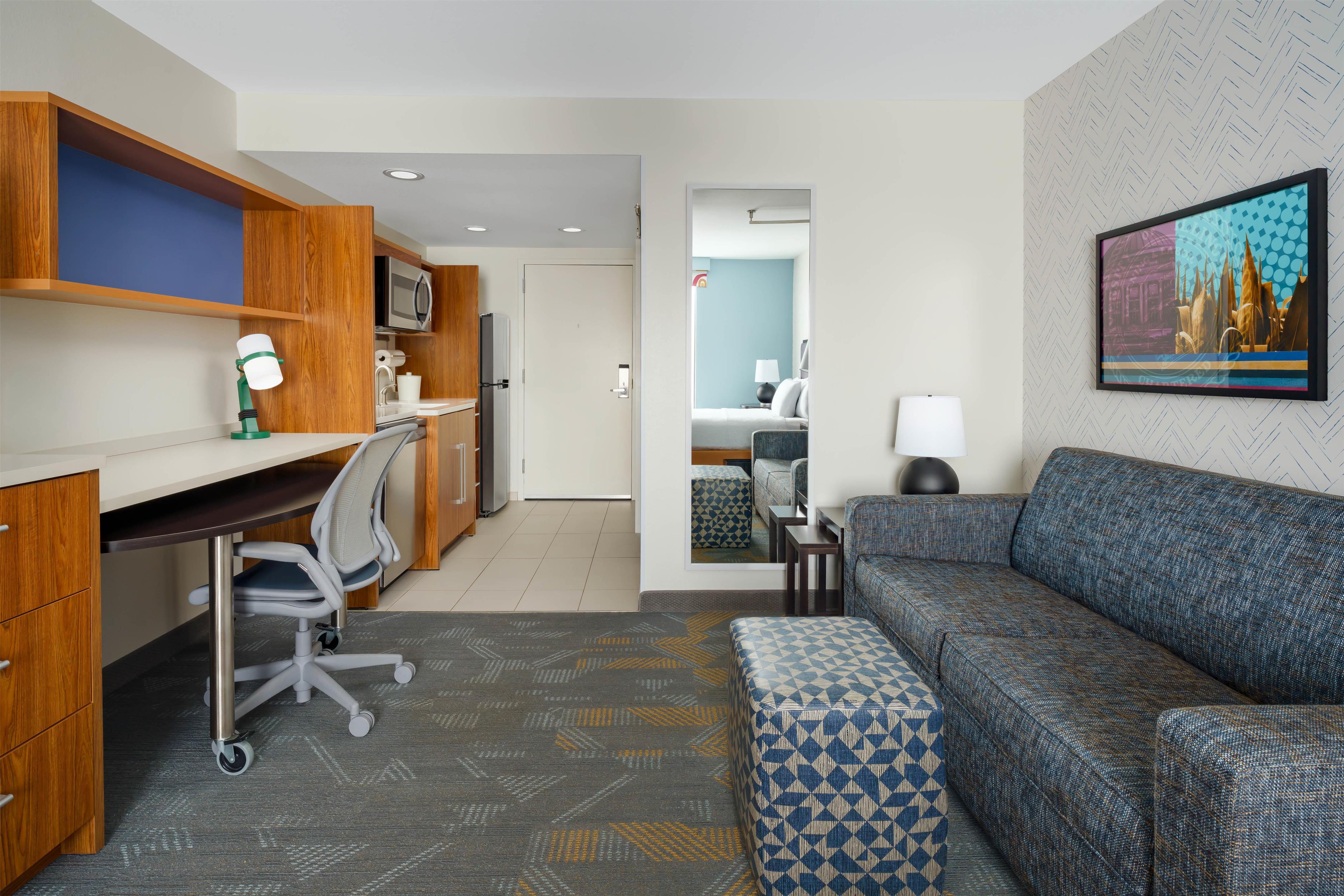 Guest room