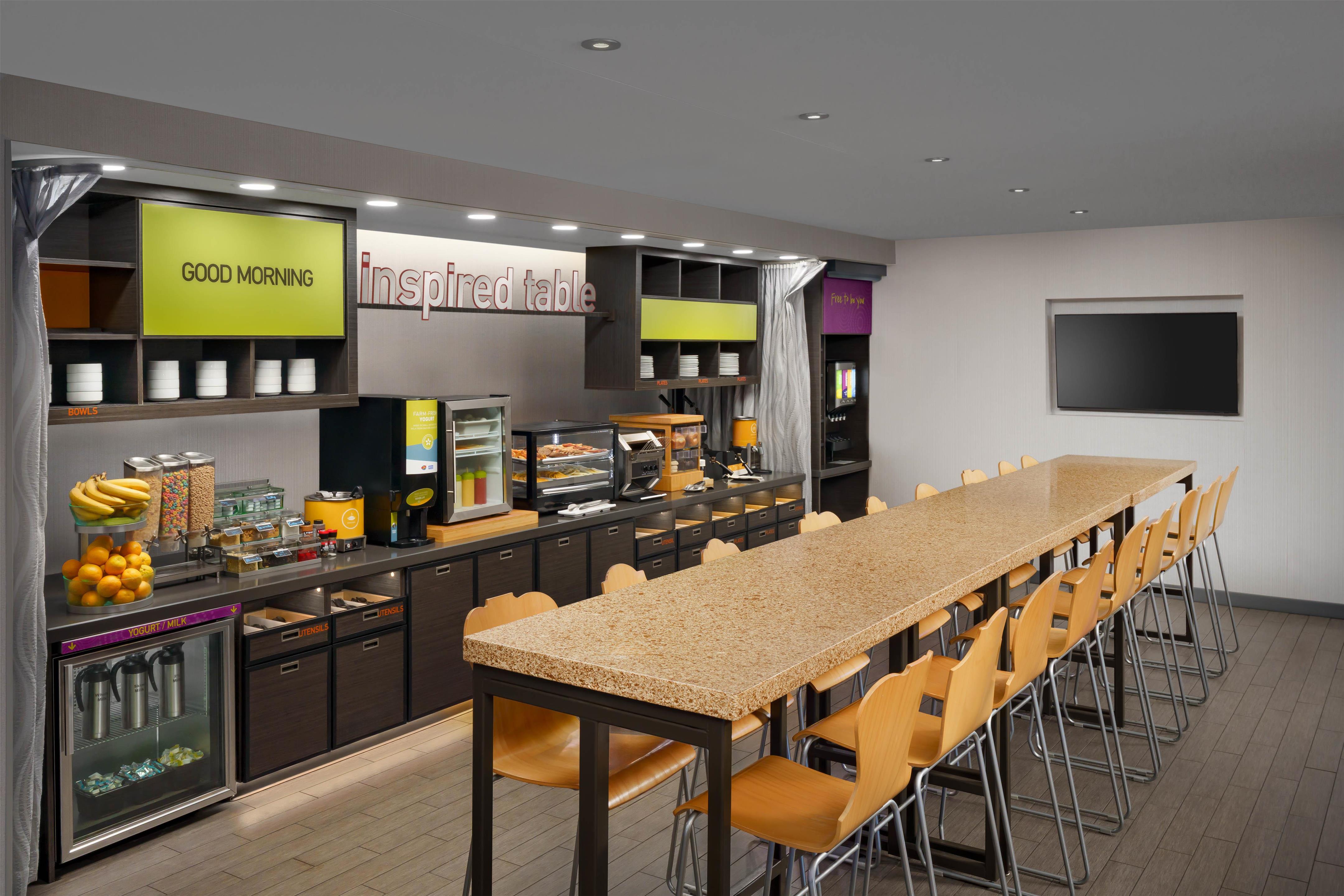 Breakfast Area | Home2 Suites by Hilton Champaign/Urbana