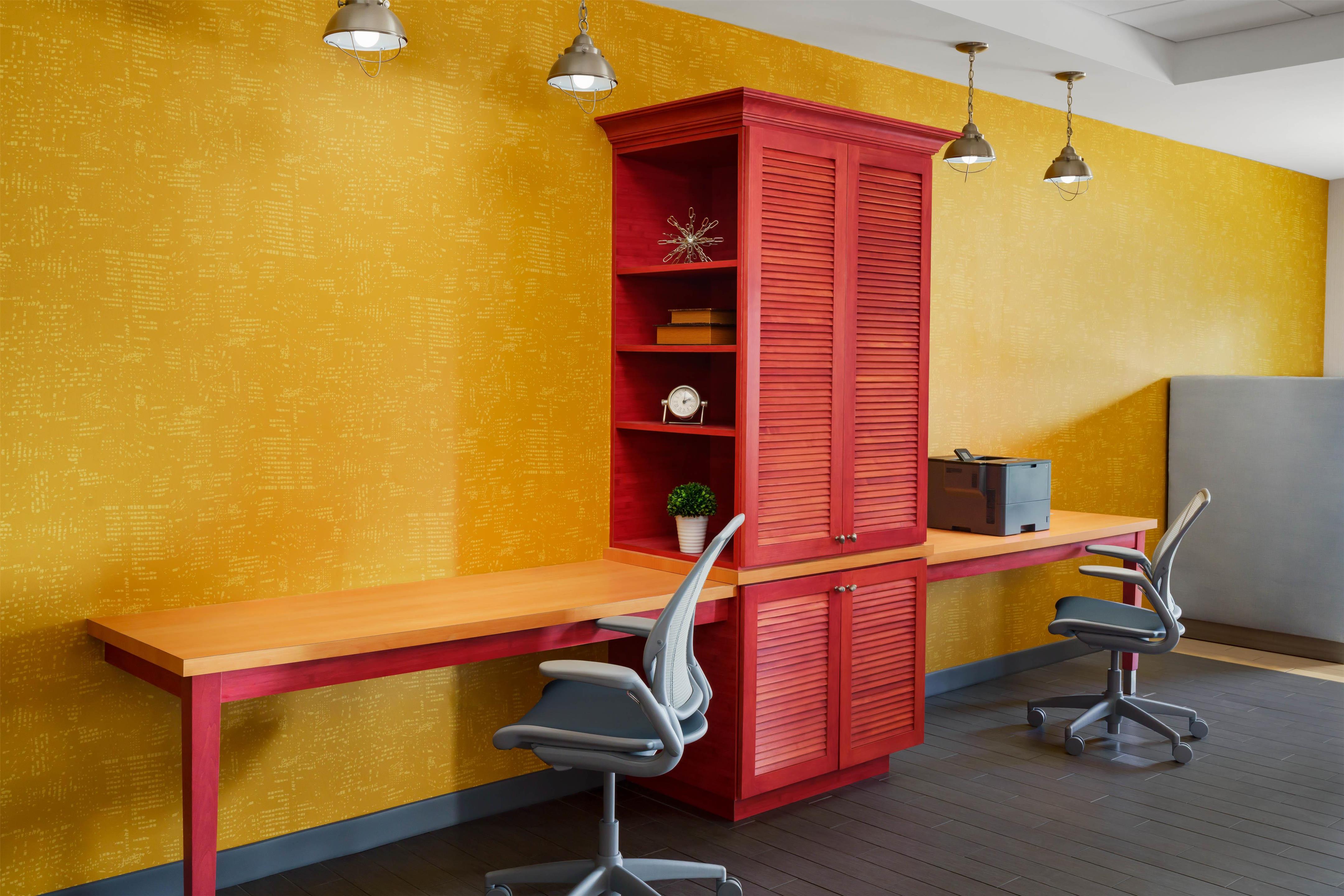 Business Center | Home2 Suites by Hilton Champaign/Urbana