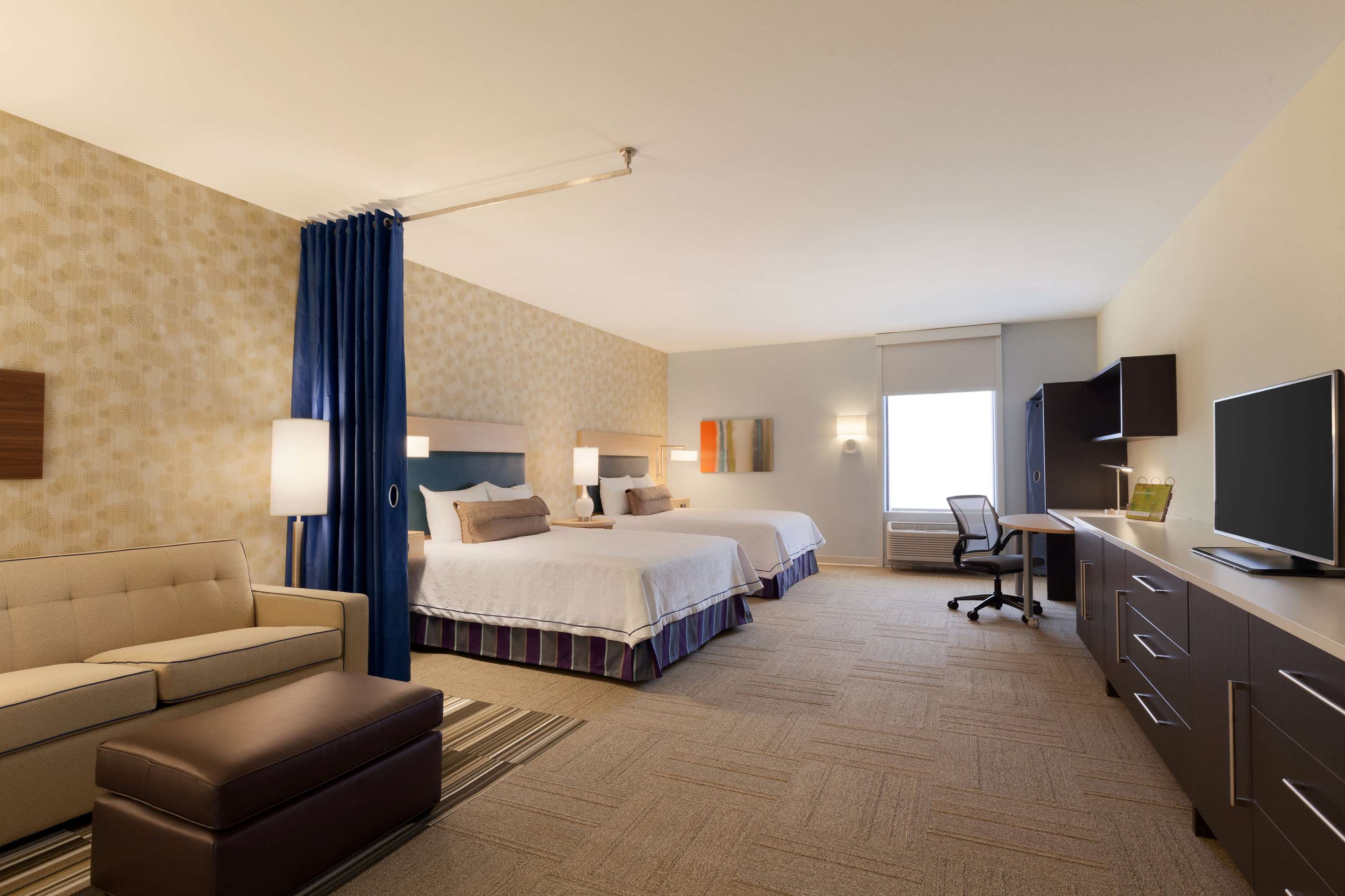 Guest room