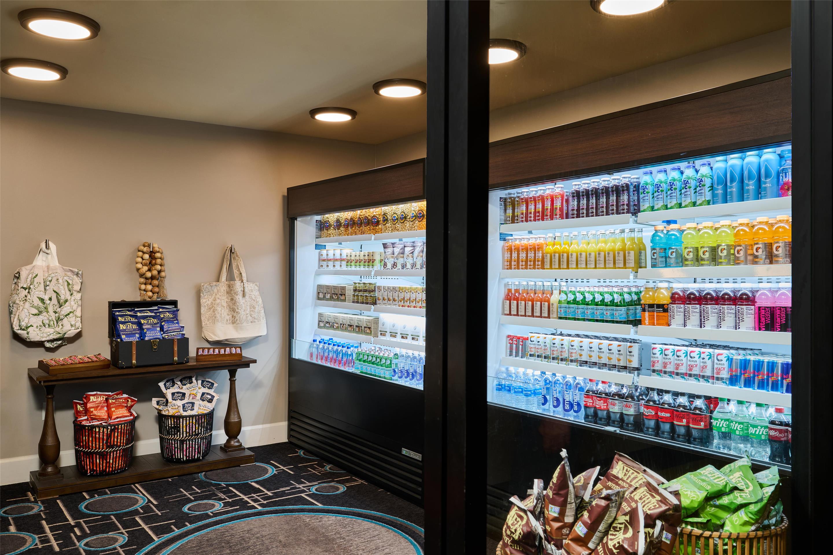Property amenity | Juniper Hotel Cupertino, Curio Collection by Hilton