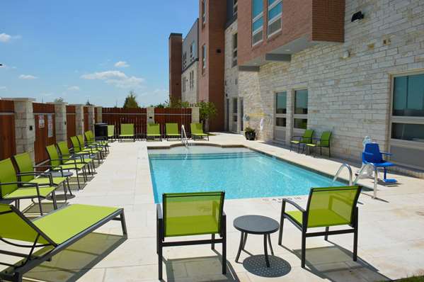 Pool - Best Western Plus Pflugerville Inn & Suites