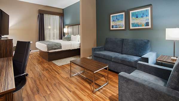 Suite - Best Western Plus Pflugerville Inn & Suites