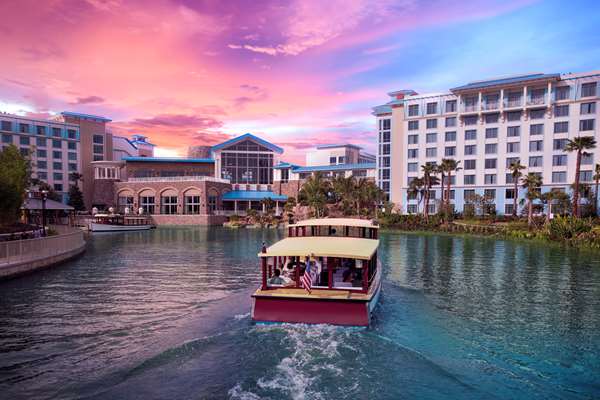  - Loews Sapphire Falls Resort Universal Orlando - I-4, Exits 74B & 75A