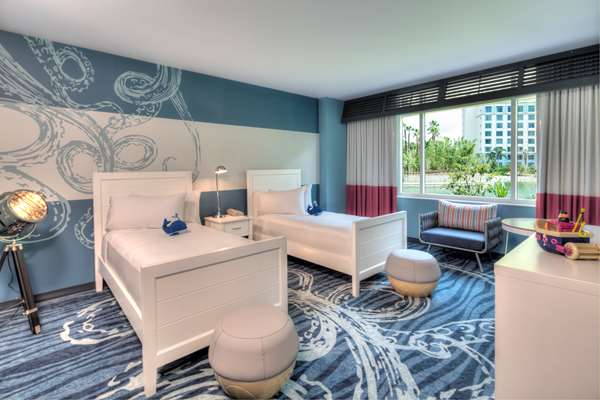 Suite - Loews Sapphire Falls Resort Universal Orlando - I-4, Exits 74B & 75A