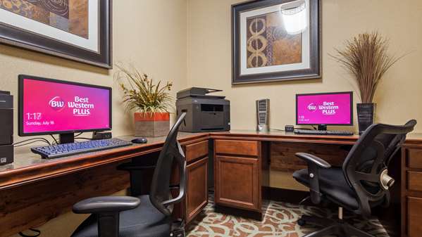 Conference Area - Best Western Plus Eastgate Inn & Suites Wichita - I-35, Exit 50