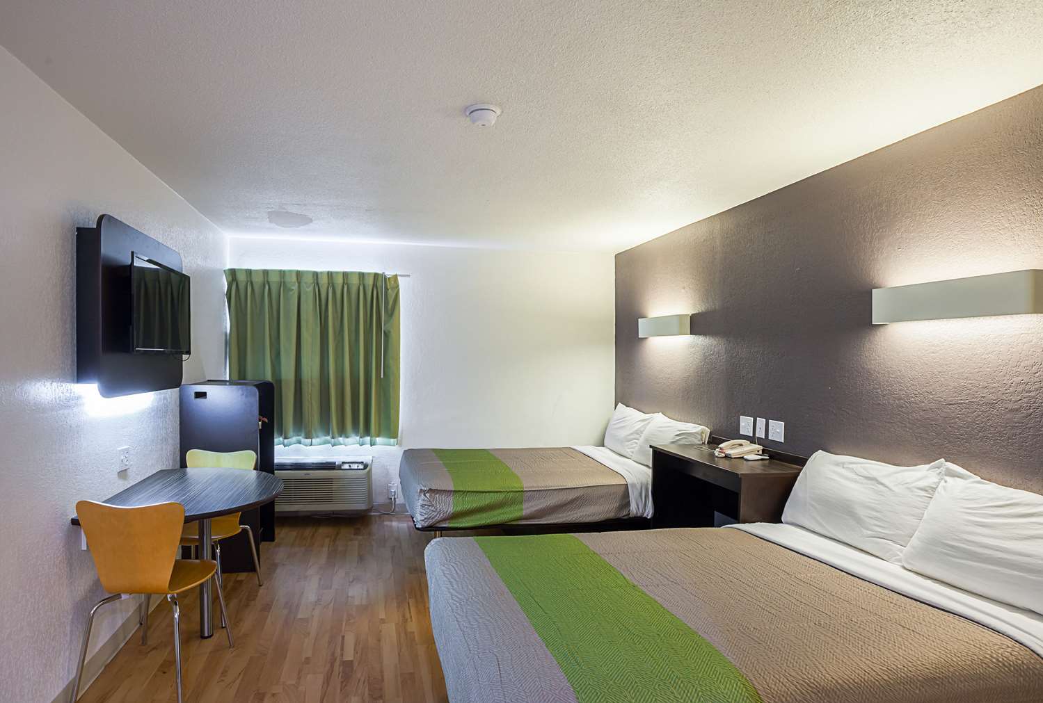 Studio 6 Suites Fort Worth I35, Exit 56A, TX See Discounts