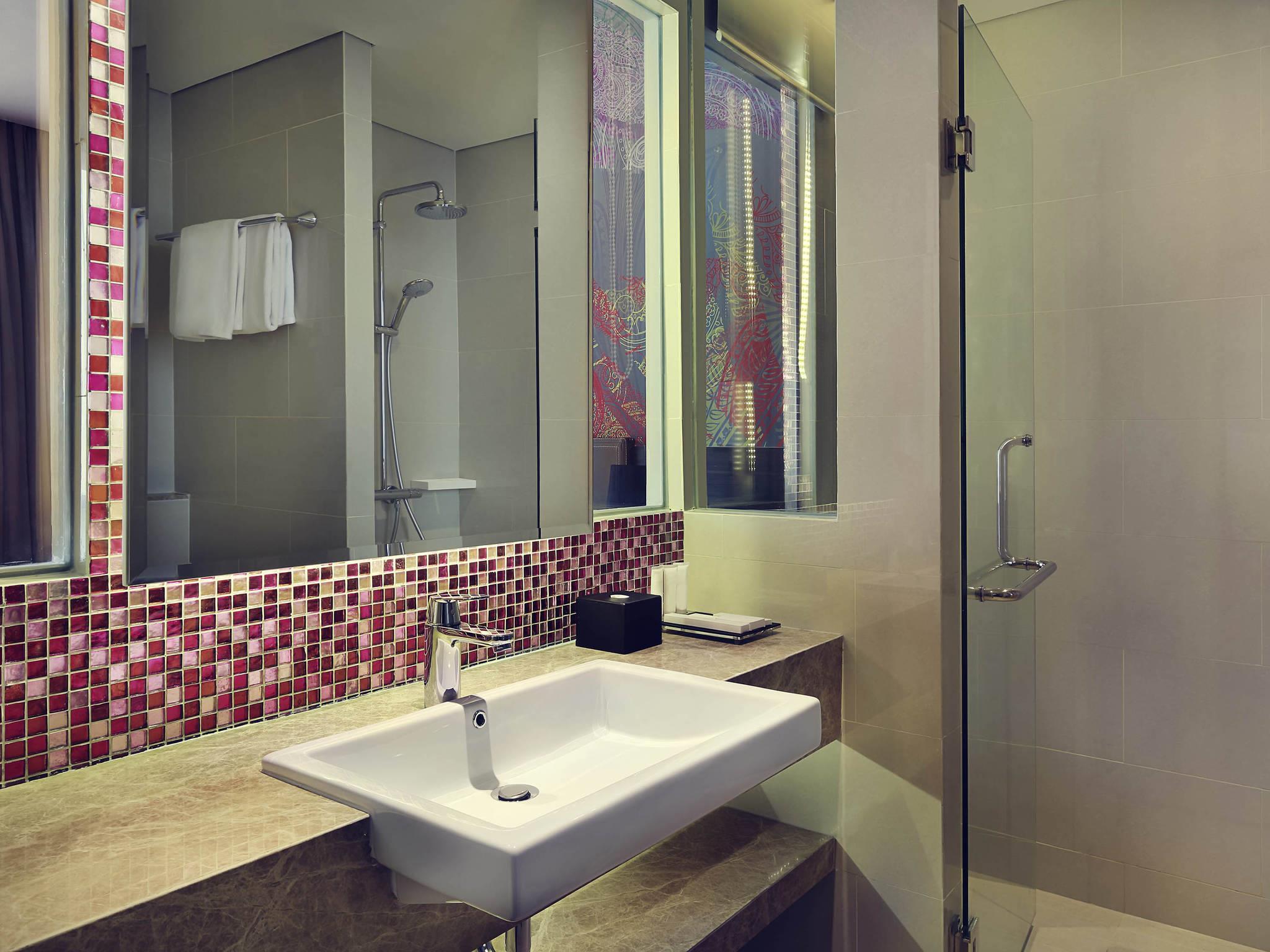 Mercure Karawang Room Type - Superior Room with twin beds