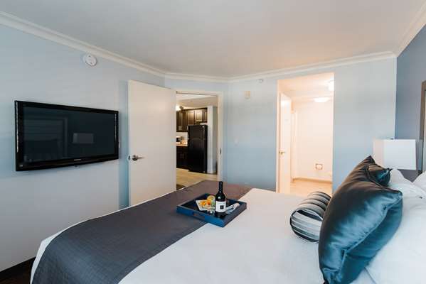 Suite - Best Western Plus Manhattan Beach Hotel