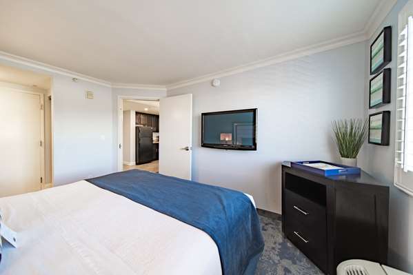 Suite - Best Western Plus Manhattan Beach Hotel