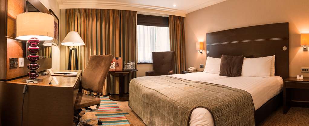 The Redworth Hall Hotel-guestroom-Guest Room,On-Site.jpg
