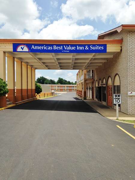 Exterior view - Americas Best Value Inn Texarkana - I-30, Exit 223