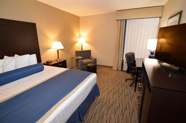  - Best Western Plus New Albany Hotel - I-22, Exit 61