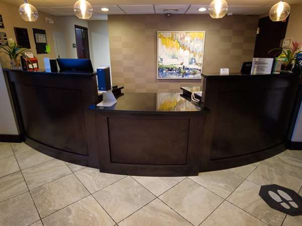  - Best Western Plus New Albany Hotel - I-22, Exit 61