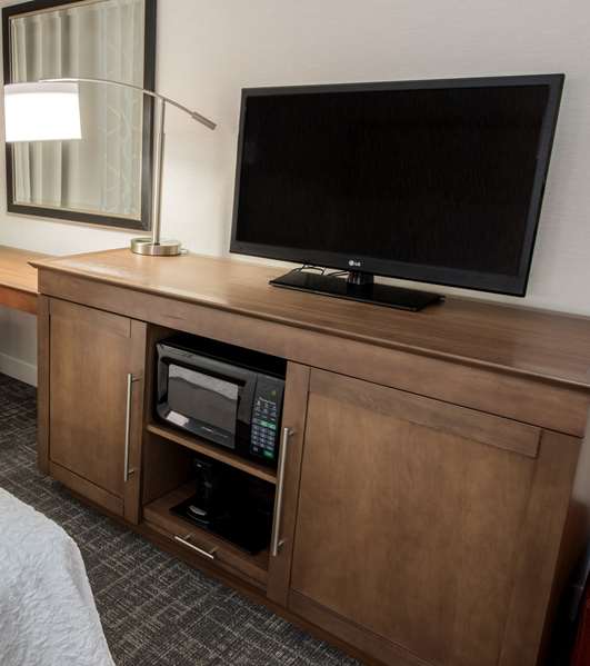  - Hampton Inn Western Avenue Albany - I-90, Exit 1S