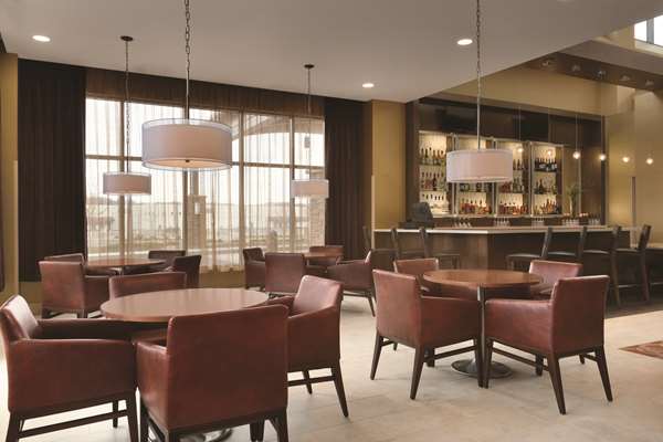 Restaurant - Embassy Suites North Canton