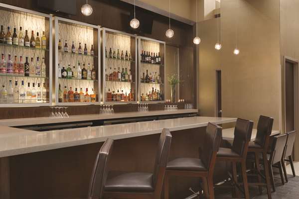 Restaurant - Embassy Suites North Canton