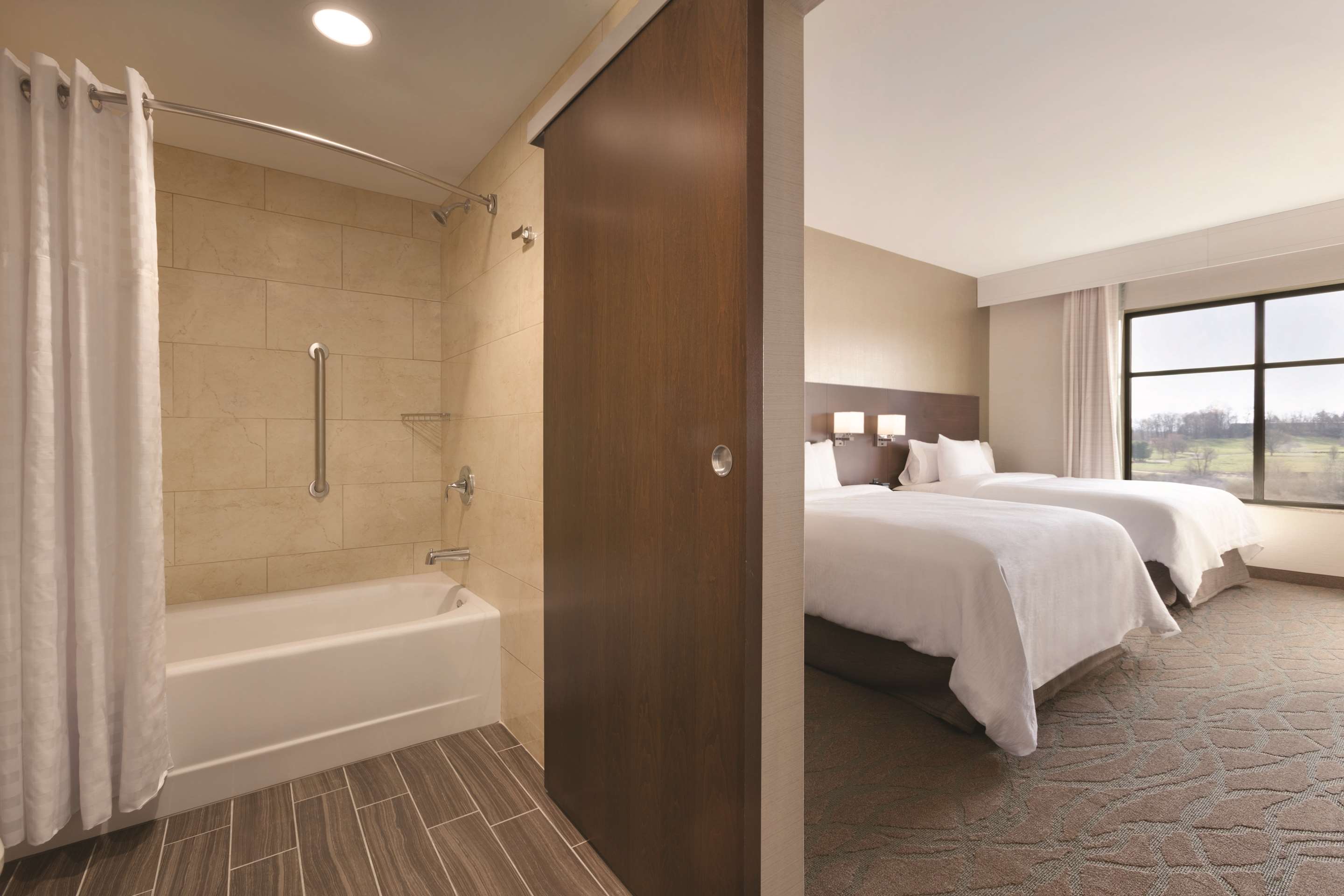 Guest room bath