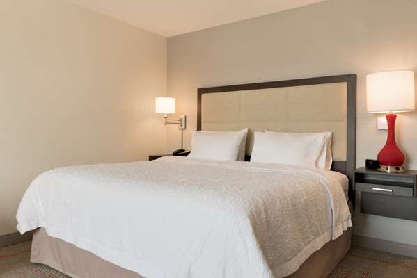  - Hampton Inn & Suites Kenosha - I-41 & I-94, Exit 344