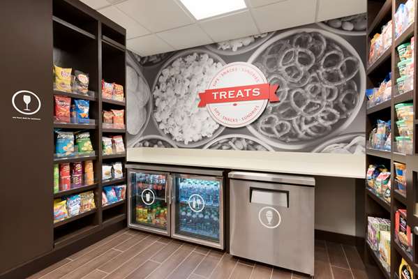 Restaurant - Hampton Inn & Suites Kenosha - I-41 & I-94, Exit 344