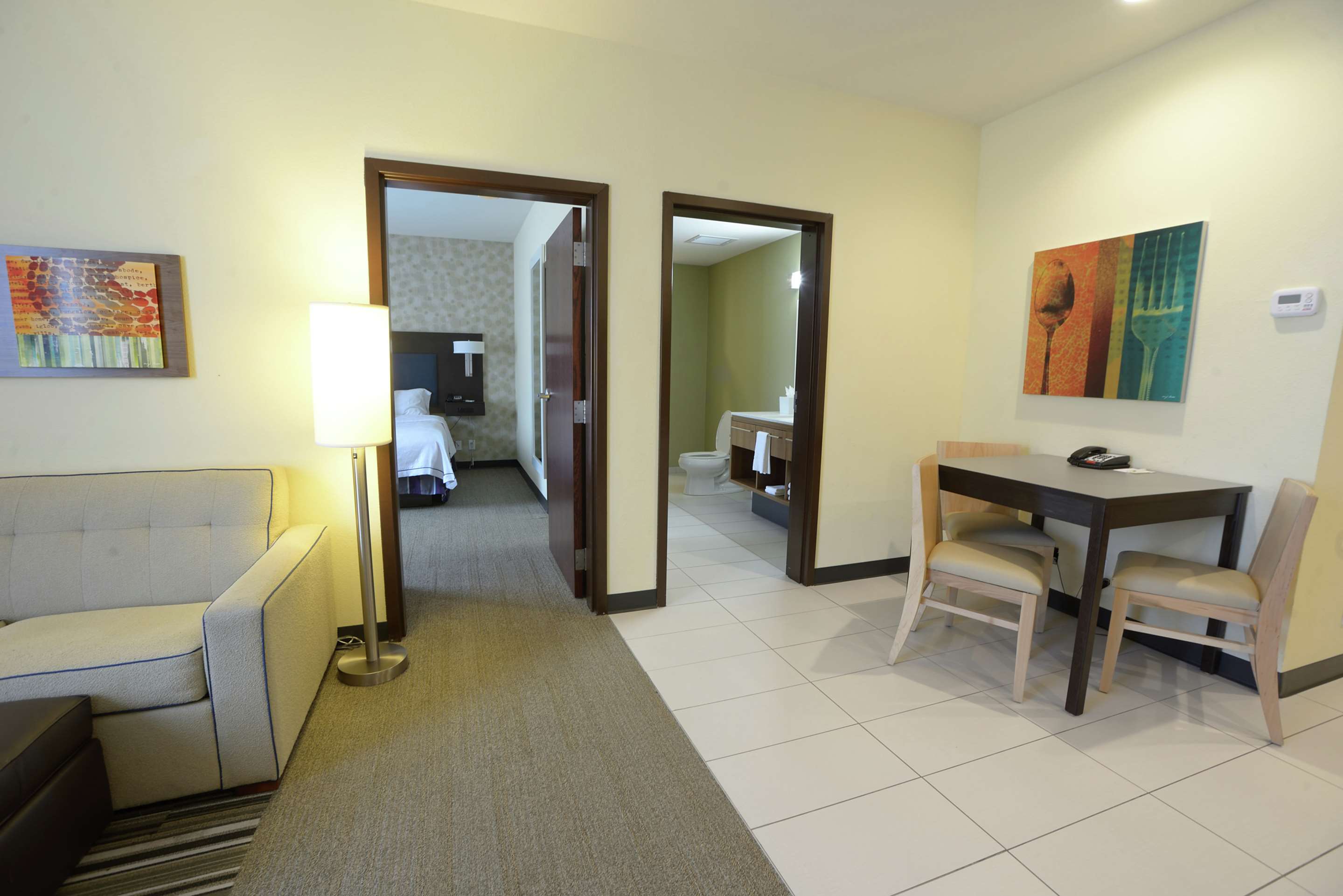 Guest room