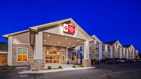 Exterior view - Best Western Plus Flint Airport Inn & Suites
