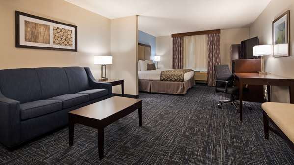 Suite - Best Western Plus Flint Airport Inn & Suites