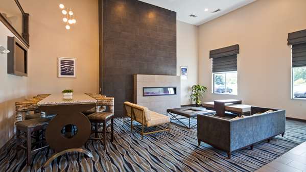  - Best Western Plus Flint Airport Inn & Suites