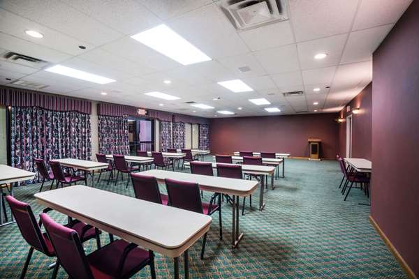  - Baymont Inn & Suites Johnson City - I-26, Exit 20