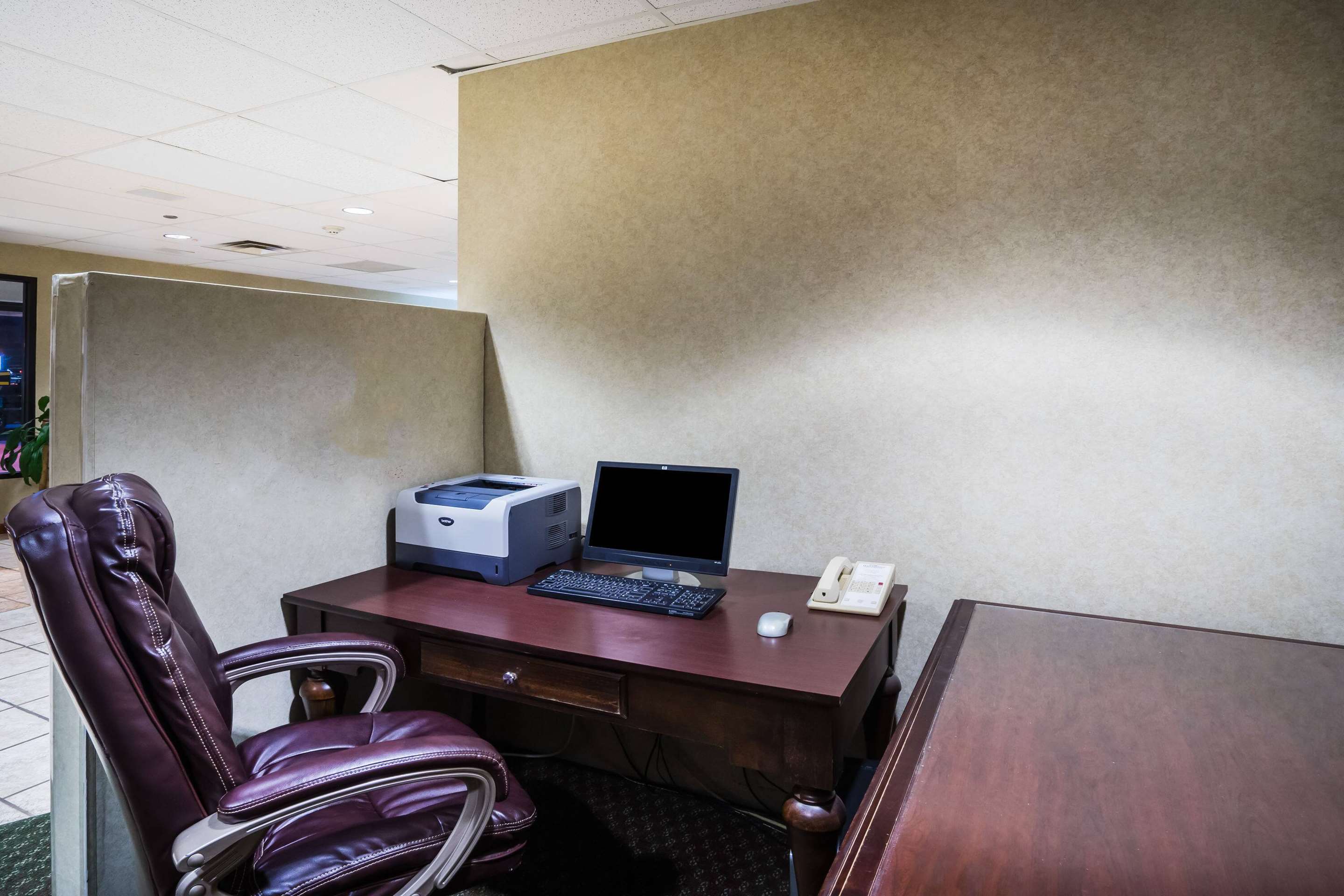 Business Center | Baymont by Wyndham Johnson City