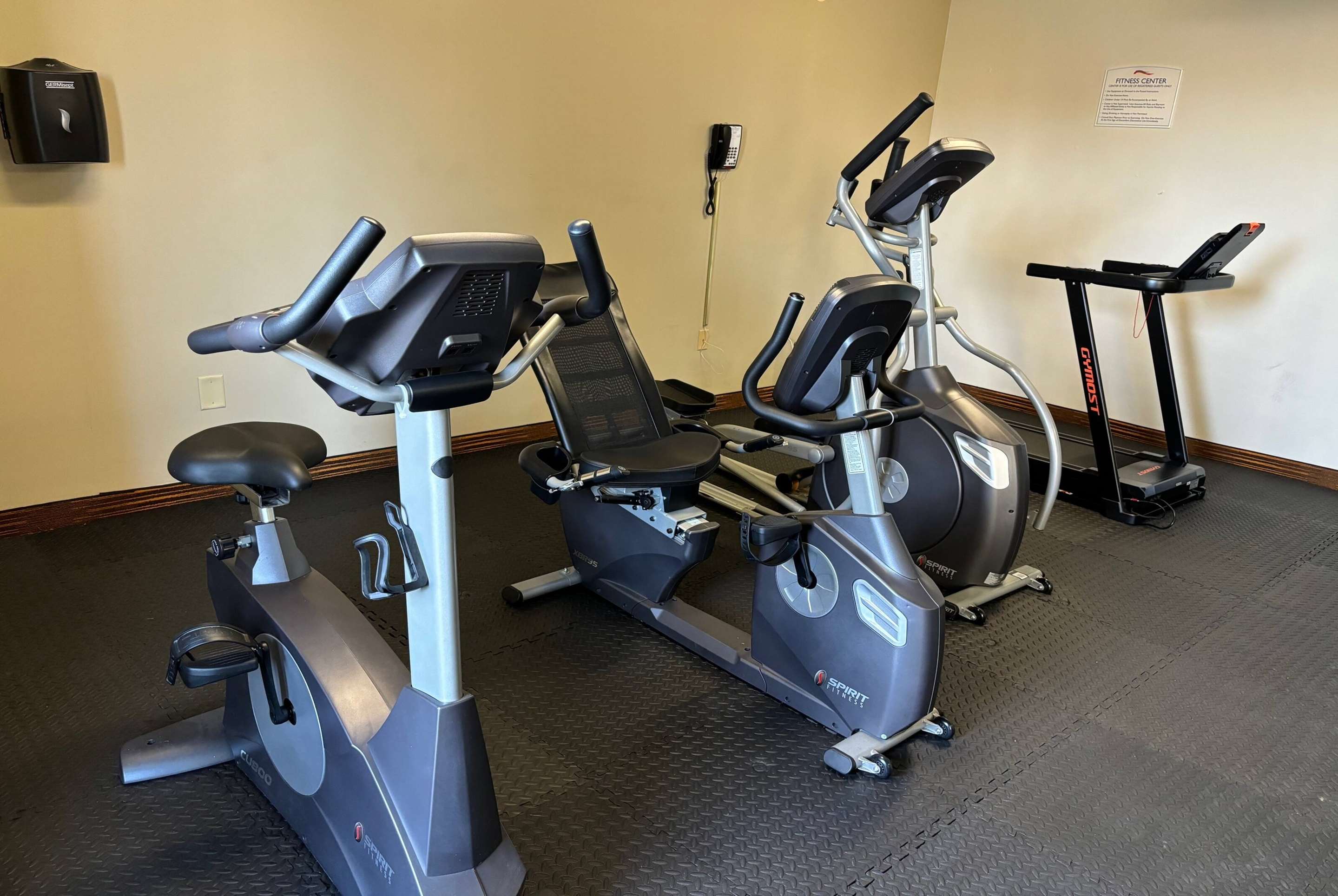 Health club fitness center gym | Baymont by Wyndham Johnson City