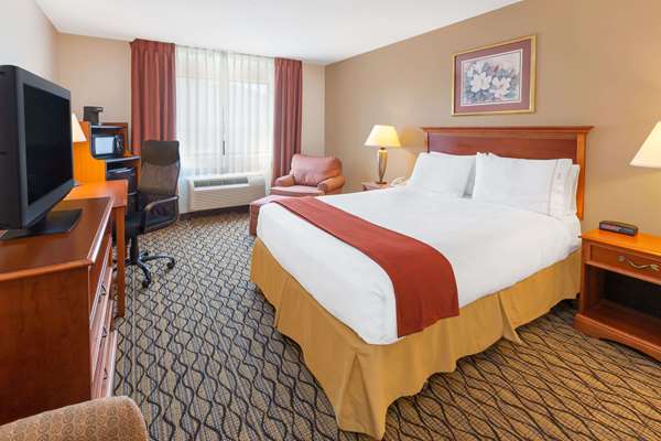  - Baymont Inn & Suites Chelsea - I-94, Exit 159