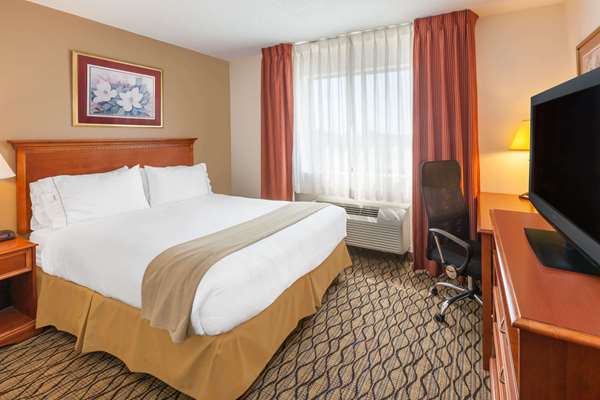  - Baymont Inn & Suites Chelsea - I-94, Exit 159