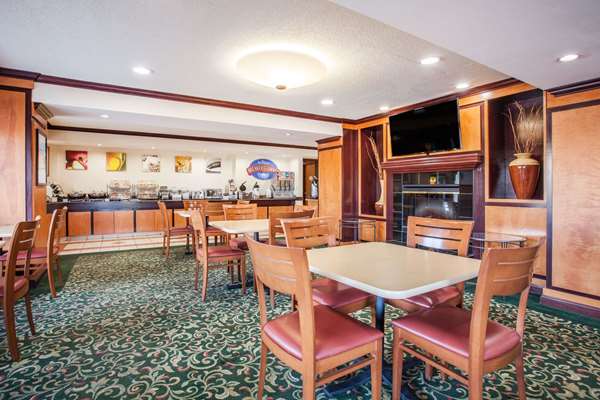 - Baymont Inn & Suites Madison Heights - I-75, Exit 65